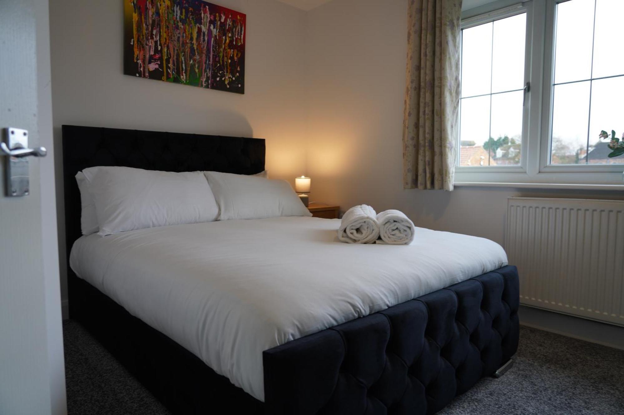 8 Double Beds In A 5 Bedroom House, Pets Welcome Epworth Extérieur photo