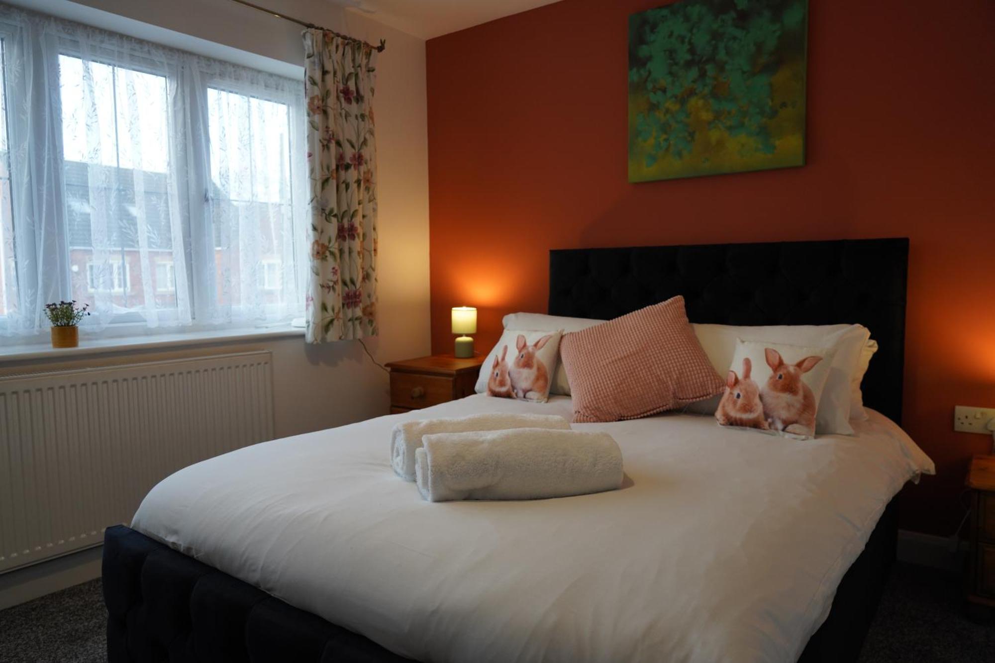 8 Double Beds In A 5 Bedroom House, Pets Welcome Epworth Extérieur photo